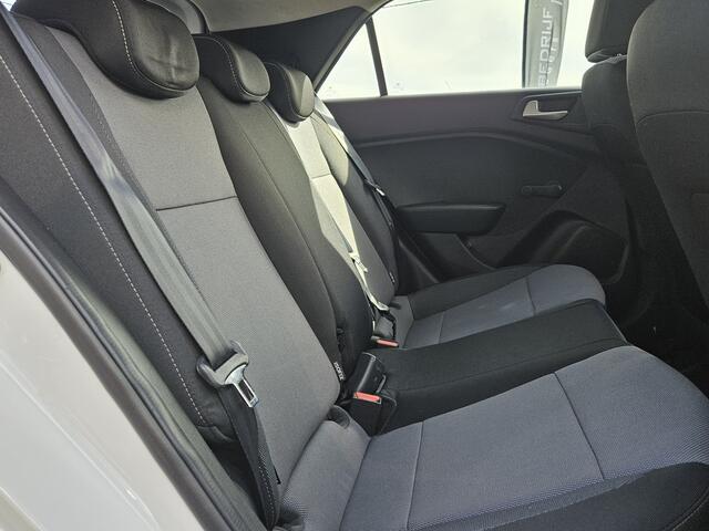 Hyundai I 20 1.2 HP i-Motion Premium *AC*Navi**Speedline pakket