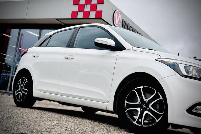 Hyundai I 20 1.0 T-GDI Comfort | TREKHAAK | CLIMA | CRUISE