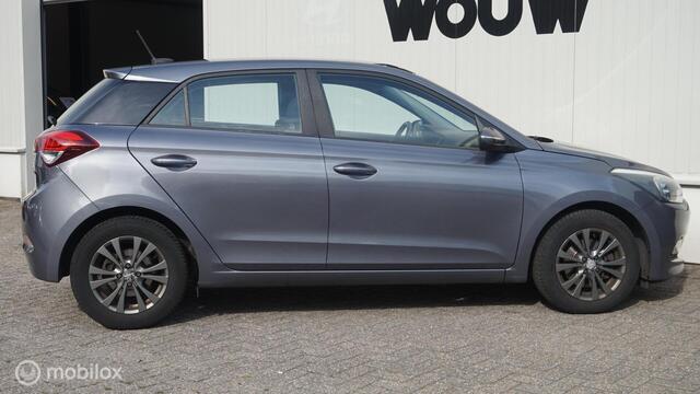 Hyundai I 20 1.1 CRDi i-Motion Apple Carplay/Android Auto