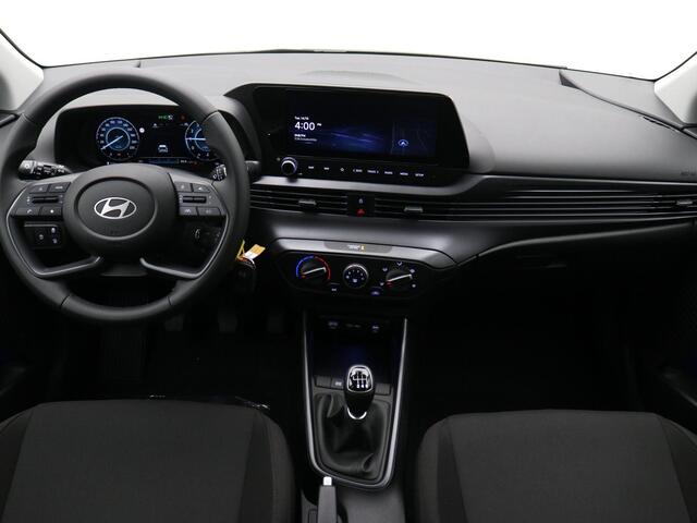 Hyundai I 20 1.0 T-GDI Comfort / ¤ 1.000,- Voordeel Op Nieuwprijs / Rijklaarprijs / Direct Leverbaar / Navigatie / Cruise control / Apple Carplay + Android Auto / Airco / LMV / Achteruitrijcamera /