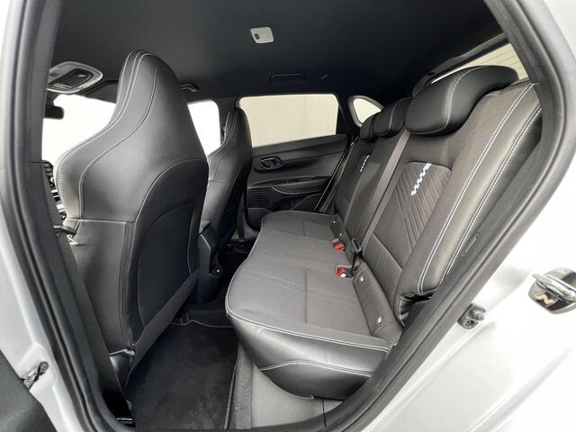 Hyundai I 20 1.6 N 204 PK / Fabrieksgarantie tot 05-2028 / Dealer onderhouden / Wagner Intercooler / Milltec Uitlaat / E-Intake / Stuur- en stoelverwarming / Navigatie via Apple Carplay Android / 18" LM wielen /