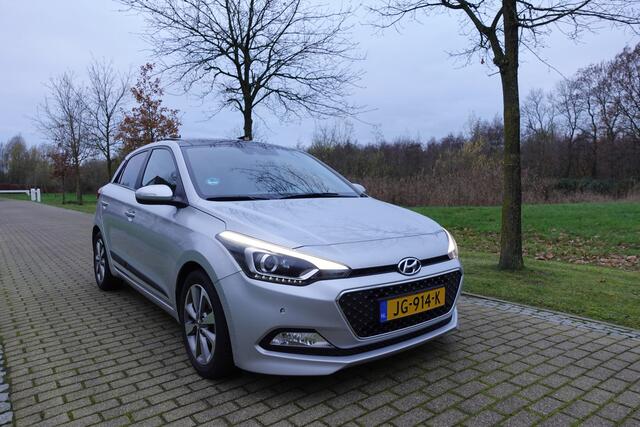 Hyundai I 20 1.2 HP i-Motion Premium | Pano | Cruise Control |