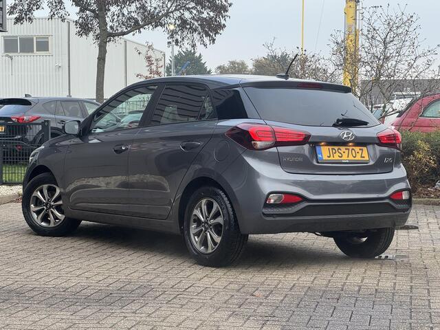 Hyundai I 20 1.2 62kW YES! | Cruise | Carplay | Camera | Stoelverw