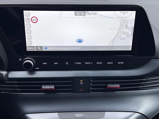 Hyundai I 20 1.0 T-GDI N Line / Fabrieksgarantie tot 04-2027* / NL Auto / Navigatie / Dode hoek detectie / BOSE Audio / Achteruitrijcamera / Apple Carplay Android / Achterspoiler / 17" LM wielen /