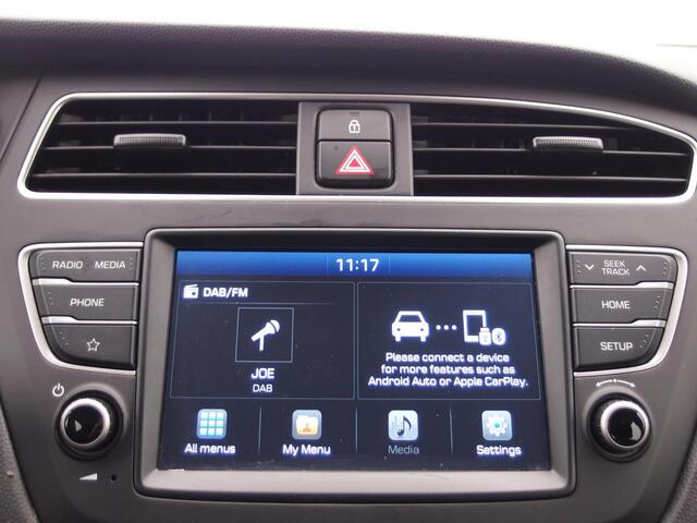 Hyundai I 20 1.0 T-GDI Comfort CARPLAY / CAMERA / DAB+ / CRUISE / PDC / NL-AUTO