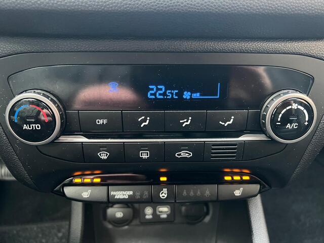 Hyundai I 20 1.0 T-GDI 100pk Automaat Navi Leder Carplay Camera Keyless Stuur en StoelVerwaming DAB Clima 17" Pdc