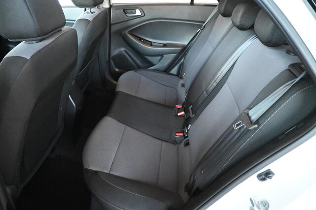 Hyundai I 20 1.0 T-GDI Comfort Clima Carplay Navigatie Cruise Control 1e Eigenaar Rijklaarprijs Inruil Mogelijk!