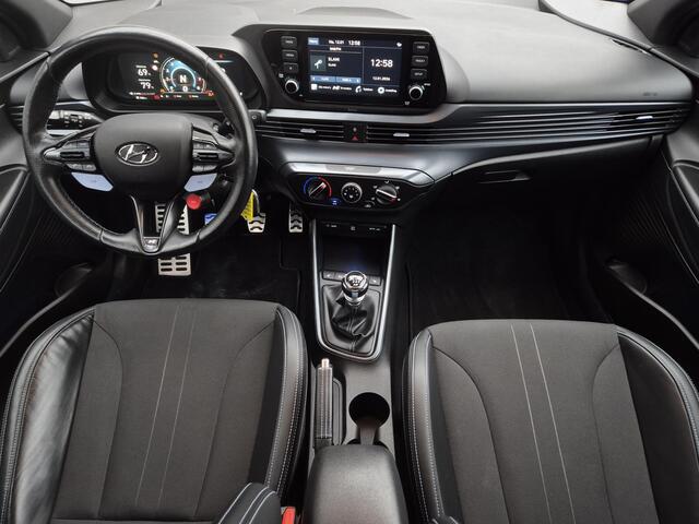 Hyundai I 20 N 1.6 N 204pk Handgeschakeld / Fabrieksgarantie tot 04-2028 / Dealer onderhouden / Achteruitrijcamera / Apple Carplay Android Auto / Cruise control / Parkeersensoren achter / Lichtmetalen wielen 18" /