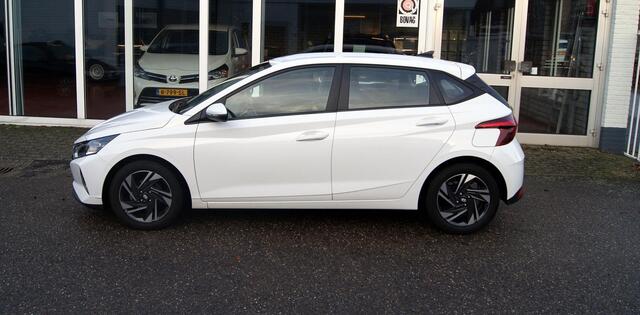 Hyundai I 20 1.2 MPI Comfort Airco,Camera,Cruise,Pdc,RIJKLAARPRIJS!!