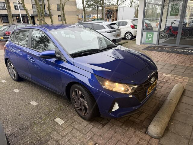 Hyundai I 20 1.2 MPI Comfort ALL-IN RIJKLAARPRIJS/Airco/Camera/Apple Carplay/16"Velgen