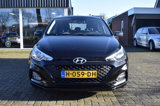 Hyundai I 20 1.0 T-GDI Comfort CAMERA CRUISE PDC CLIMA APPLE/ANDROID CARPLAY