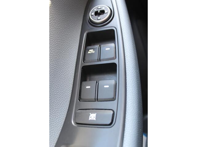 Hyundai I 20 1.2 HP i-Motion Airco l Cruise control l Bluetooth l parkeer sensoren