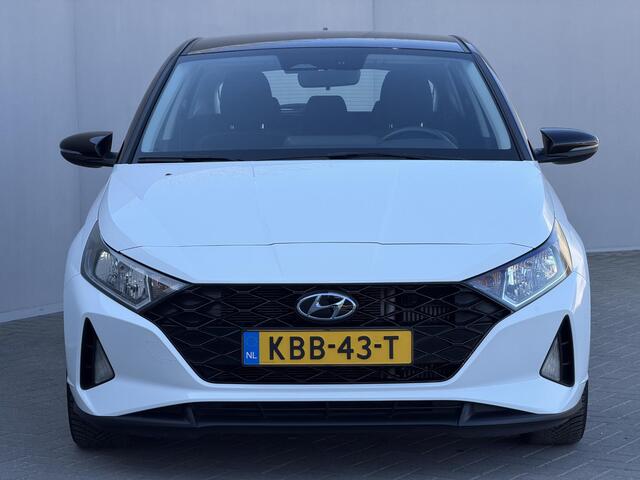Hyundai I 20 1.0 T-GDI Comfort Smart / Dealer onderhouden / BOSE / Navigatie / Apple Carplay & Android Auto / Camera / Stoel Verwarming / Stuurwiel Verwarming / 16" LM & All Season banden / DAB /