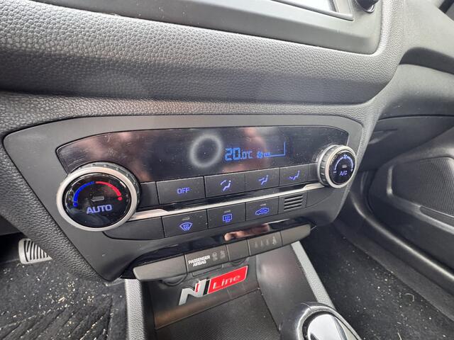 Hyundai I 20 1.0 T-GDI Comfort | Automaat | Camera achter | Trekhaak afneembaar | Cruise control | Wordt verwacht, bel voor een bezichtiging!