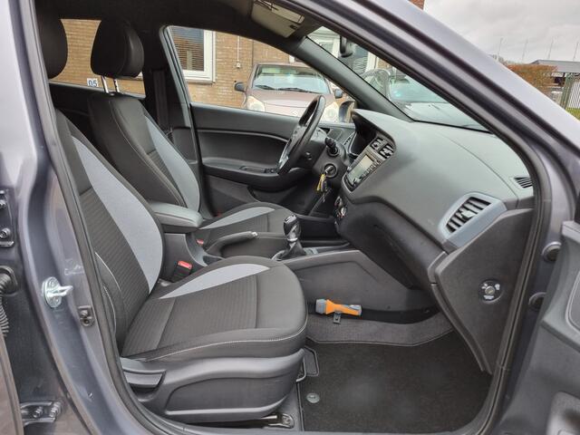 Hyundai I 20 1.0 T-GDI Black Edition ?COMPLETE AUTO!! ?TREKHAAK