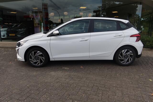 Hyundai I 20 1.0 T-GDI Comfort Apple Carplay / Facelift / Android Auto / Dodehoek Detectie / Achteruitrijcamera / Cruise Control / Airco / Multi functioneel stuurwiel