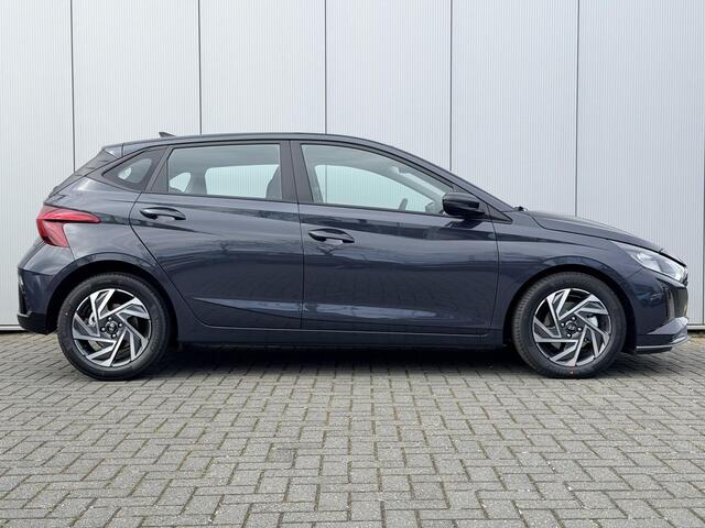 Hyundai I 20 1.0 T-GDI Comfort / Navigatie / Achteruitrijcamera / Airco / Cruise Control / Parkeersensoren Achter / Digitaal Dashboard / SOS / Bluelink /