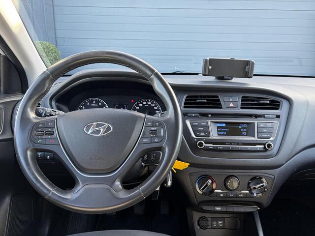 Hyundai I 20 1.0 T-GDI i-Motion Trekhaak,Airco,Cruise,102pk,Rijstrooksensor,Pdc,Lm velgen,4x Elekt.Ramen,N.A.P,Apk tot 08-2026