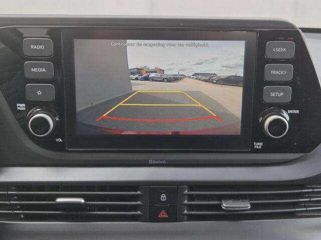 Hyundai I 20 1.0 T-GDI Comfort Smart / Trekhaak afneembaar / Achteruitrijcamera / Stuur- & Stoel verwarming / Navigatie via Apple Carplay of Android Auto / Parkeersensoren achter / Climate control / Cruise control /