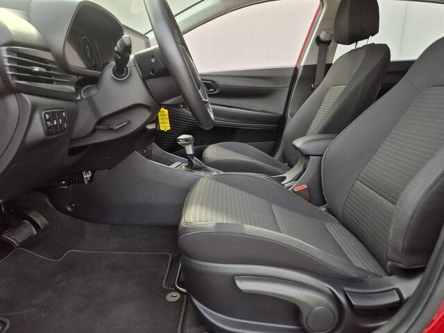 Hyundai I 20 1.0 T-GDI Comfort Smart / Trekhaak afneembaar / Achteruitrijcamera / Stuur- & Stoel verwarming / Navigatie via Apple Carplay of Android Auto / Parkeersensoren achter / Climate control / Cruise control /