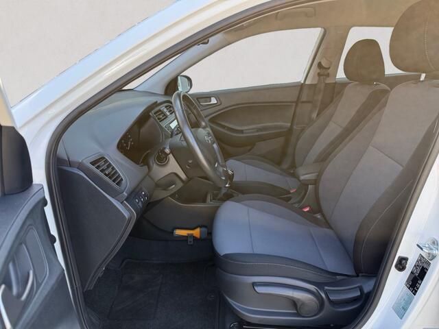 Hyundai I 20 1.0 T-GDI Comfort | trekhaak | allseasons | 1e eigenaar