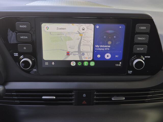 Hyundai I 20 1.0 T-GDI Comfort Smart / Dealer onderhouden / Navigatie via Apple Carplay of Android Auto / Stuur- & Stoelverwarming / Achteruitrijcamera / Climate control / Cruise control / Parkeersensoren achter /