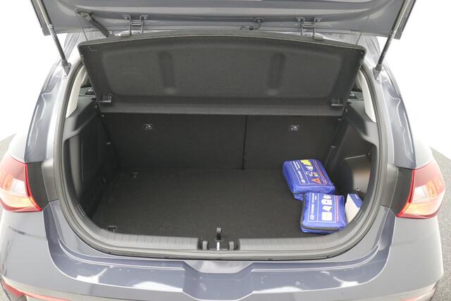 Hyundai I 20 1.0 T-GDI Comfort / ¤2000,- Voordeel / Uit Voorraad Leverbaar / Prijs is rijklaar / Apple & Android Carplay / Cruise Control / Lane Assist /