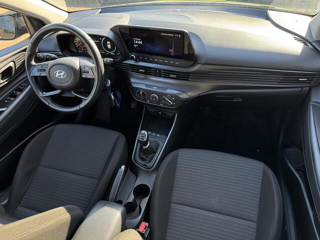 Hyundai I 20 Comfort Smart 1.0 T-GDI 100pk | APPLE CARPLAY / ANDROID AUTO | ALL SEASON BANDEN | CAMERA | PARKEERSENSOREN | NAVI | DODEHOEKBEW. |
