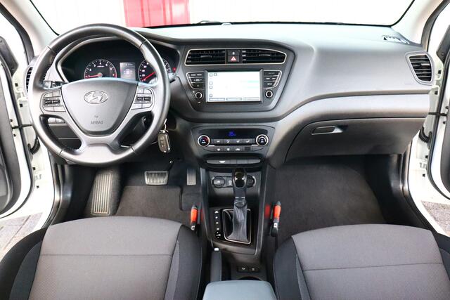 Hyundai I 20 1.0 T-GDI Comfort O.a: Haak, PDC, Camera, Navi, Clima, Cruise, Etc. All-in prijs!!