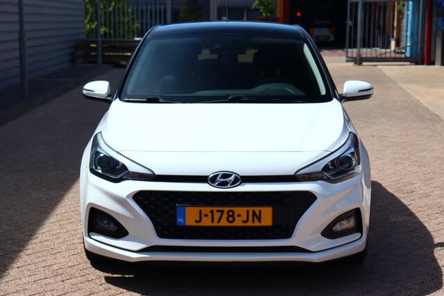 Hyundai I 20 1.0 T-GDI Comfort O.a: Haak, PDC, Camera, Navi, Clima, Cruise, Etc. All-in prijs!!