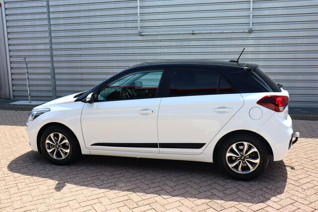 Hyundai I 20 1.0 T-GDI Comfort O.a: Haak, PDC, Camera, Navi, Clima, Cruise, Etc. All-in prijs!!