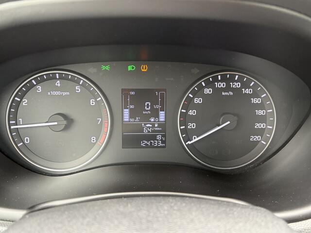 Hyundai I 20 1.0 T-GDI Black Edition | Sensoren achter | Cruise control | Nav
