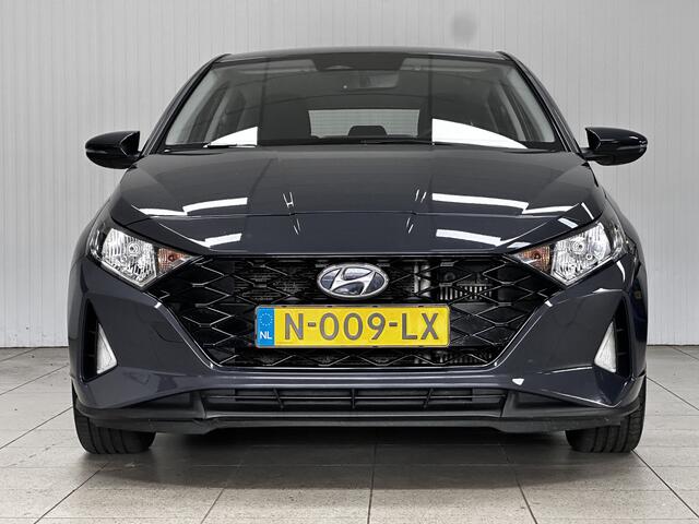 Hyundai I 20 1.0 T-GDI Comfort Smart/ Camera/ Virtual Dash./ 16'' LMV/ Apple + Android/ Dode-Hoek DET./ Grootlicht Assist./ Cruise/ Lane-Assist./ Navi/ Mistl./ PDC/ Multi. LEDER. Stuur.