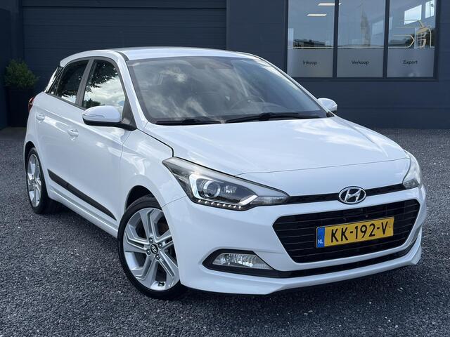 Hyundai I 20 1.0 T-GDI Comfort Navi,Camera,Trekhaak,Clima,Cruise,Pdc,Lm velgen,Rijstrooksensor,N.A.P,102pk,Nieuwe Apk bij Aflevering