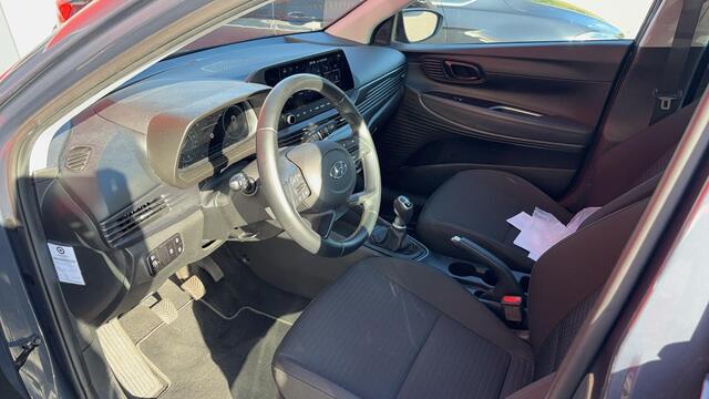 Hyundai I 20 1.0 T-GDI Comfort Smart TREKHAAK / CARPLAY / NAVI / AIRCO / PDC / BLUETOOTH / CRUISE / NL-AUTO
