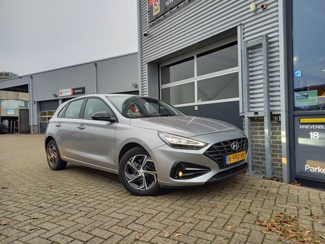 Hyundai I 30 1.0 T-GDi MHEV Comfort Smart - CAMERA - PDC - CARPLAY / ANDROID - NAVI - CLIMA - CRUISE - NL AUTO - 1 EIGENAAR