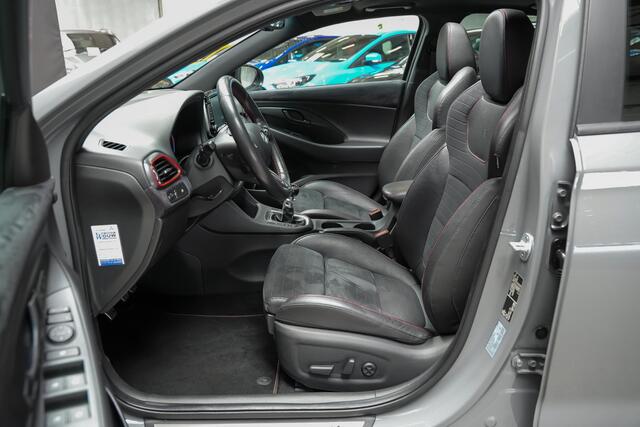 Hyundai I 30 2.0 275pk T-GDI |panoramdak|elek stoelen + memory|Apple Carplay|custom sierstukken|parkeercamera en sensoren|cruise control|keyless|stoelverwarming|19"|