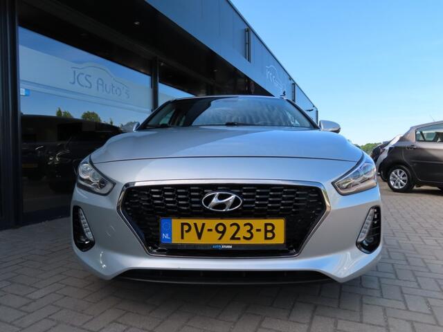 Hyundai I 30 1.0 T-GDI First Edition Ecc Navi Led Camera Trekhaak 2017