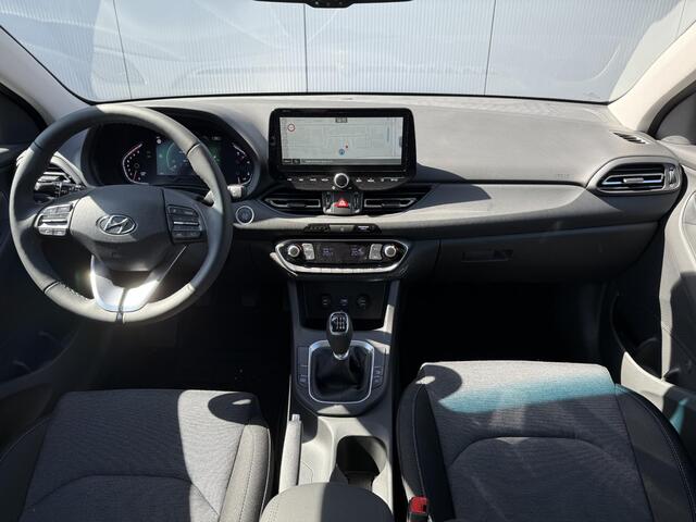 Hyundai I 30 Wagon 1.0 T-GDi MHEV Comfort Smart / ACTIE / ¤7055,- Voordeel Op Nieuwprijs / Navigatie / Climate Control / Cruise Control / Achteruitrijcamera / Parkeersensoren Achter / Bluelink /