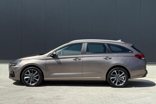Hyundai I 30 Wagon 1.5 T-GDi MHEV Premium - Lane Assist - Stoel/Stuur verwarmd - Carplay - Android - Navi - DAB - Grootlicht ASS - LED Koplampen - Rijklaar