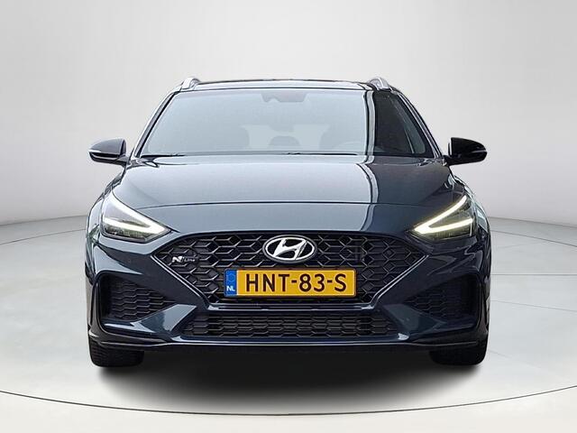 Hyundai I 30 Wagon 1.5 T-GDi MHEV N Line | Panoramisch schuif/kantel dak | Stoel/stuurverwarming | Achteruitrijcamera | Apple Carplay/Android Auto | Automaat | N-Line pakket | Climate control |