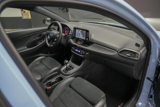 Hyundai I 30 N2 Performance 2.0 275pk T-GDI |dealer onderhouden|pano|Maxton spoilertip|memory|Apple Carplay|parkeercamera|DAB|stoelverwarming|cruise control|LED|19"|