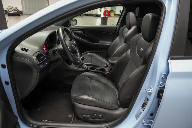 Hyundai I 30 N2 Performance 2.0 275pk T-GDI |dealer onderhouden|pano|Maxton spoilertip|memory|Apple Carplay|parkeercamera|DAB|stoelverwarming|cruise control|LED|19"|