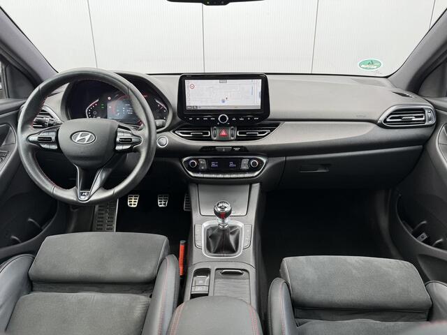 Hyundai I 30 Wagon 1.5 T-GDi MHEV N Line / Navigatie / Climate Control / Cruise Control / Achteruitrijcamera / Bluelink / LED / NL Auto /