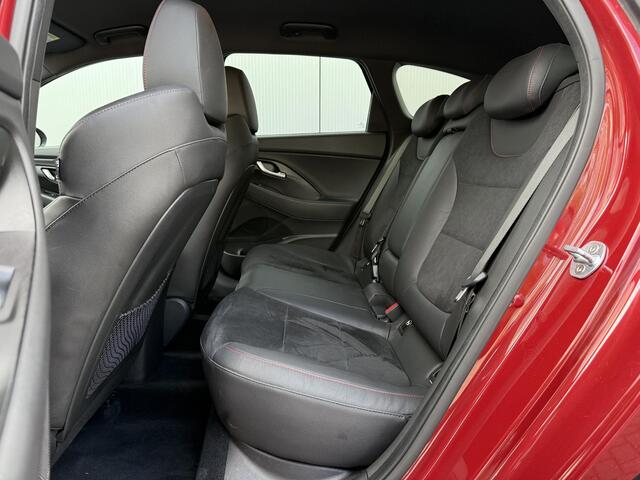 Hyundai I 30 Wagon 1.5 T-GDi MHEV N Line / Navigatie / Climate Control / Cruise Control / Achteruitrijcamera / Bluelink / LED / NL Auto /