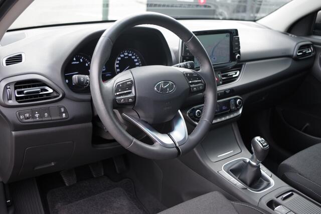 Hyundai I 30 1.0 T-GDi MHEV 120 PK Comfort, Keyless, Carplay, Camera, Stoel- & Stuurverwarming,