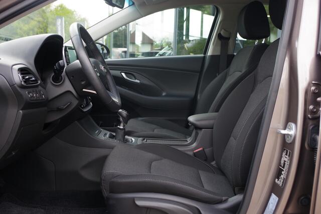 Hyundai I 30 1.0 T-GDi MHEV 120 PK Comfort, Keyless, Carplay, Camera, Stoel- & Stuurverwarming,