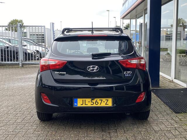 Hyundai I 30 1.6 GDI i-Drive Cool Plus / NL-Auto / 135 PK / Radio-Bluetooth / Navi / Airco / Elektr.-Ramen Voor / ENZ.