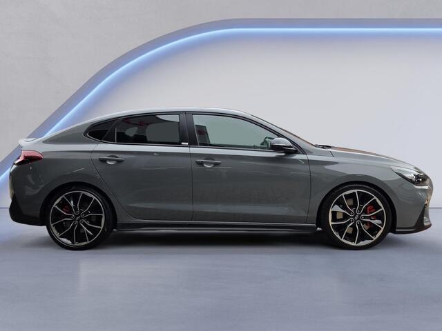 Hyundai I 30 2.0 T-GDI N2 Performance /Apple Carplay/Camera/Stoel+Stuur Verwarm./Alcantara elektr./Parkeersens. V+A/Keyless/(MET GARANTIE*)