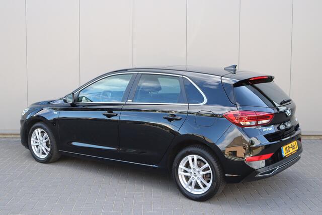 Hyundai I 30 1.5 T-GDi MHEV Automaat Premium Sky Carplay-android/Open-dak/Winter-pack/Full-LED